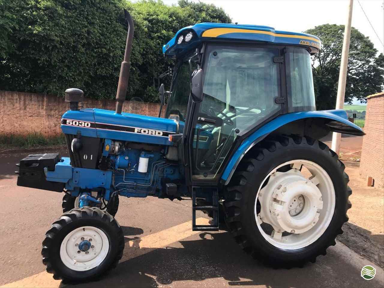 TRATOR FORD FORD 5030 Tração 4x2 Marcão Tratores UBERABA MINAS GERAIS MG